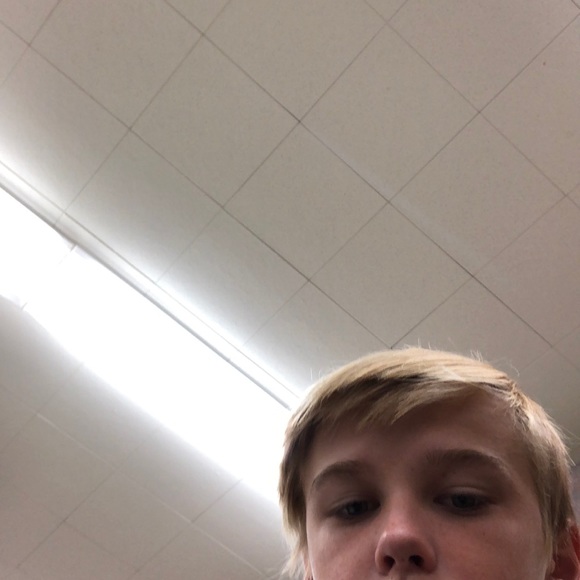 Meet your Posher, Andrew - Picture 1 of 1